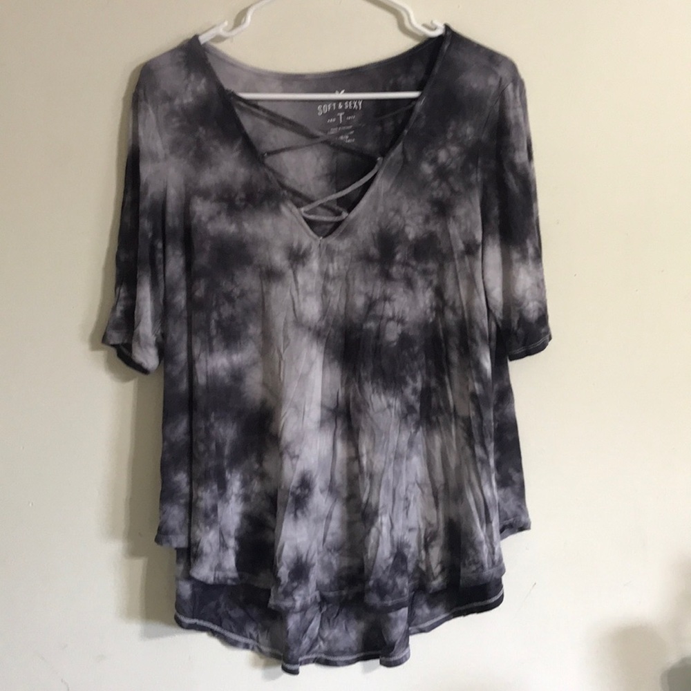 American Eagle grey  tie-dye top with crisscross